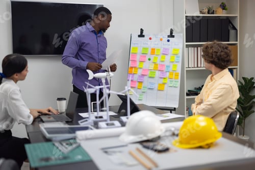 Preview: Startup team creates portable wind turbine prototype, matching user demand aim for investor funding