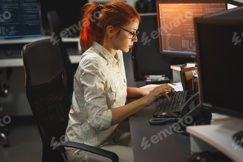 Preview: programmers work late at night
