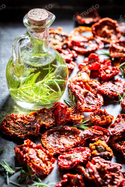 Preview: Tasty and red tomatoes dried full of vitamins.