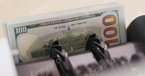 Preview: America banknote on automatic counting machine