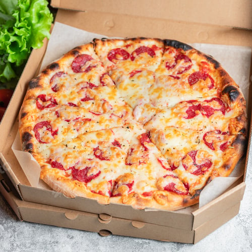 Preview: Pizza Pepperoni Sausage Tomato Sauce And Cheese Trend Fast Food Meal Copy Space Food Background