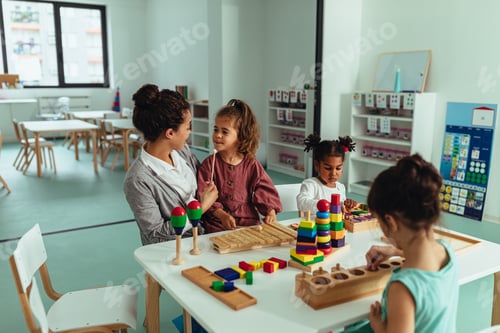 Preview: Expressing themselves through creative games