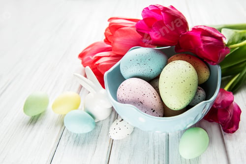 Preview: Decorative Easter eggs and tulips