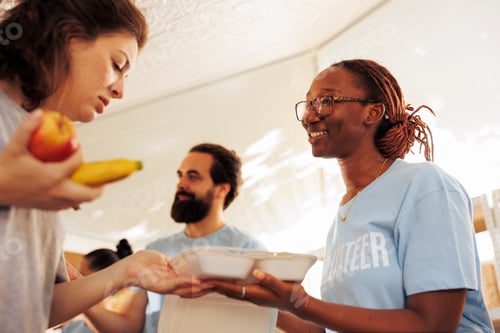 Preview: Food distribution from charity center