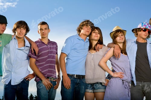 Visualização: Teen group portrait