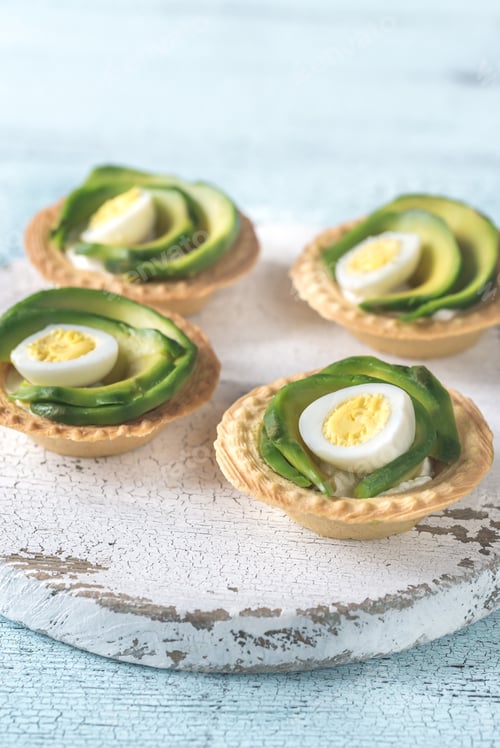 Preview: Tartlets with cream cheese, avocado