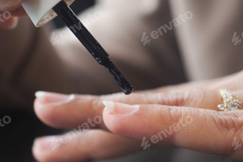 Preview: Home nail polish application in daylight