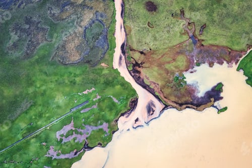Vista previa: Idyllic mineral geological yellow sea flowing to the ocean and through green wetland in summer