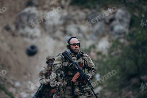 Preview: Ukrainian soldiers patroling the territory
