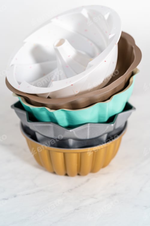 Preview: Bundt Cake Tools and Equipment