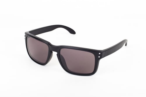 Preview: Sunglasses isolated against a white background