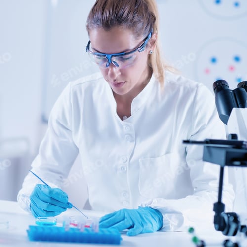 Preview: Science researcher in laboratory