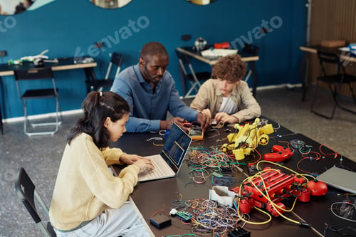 Preview: Kids Programming in Robotics Class