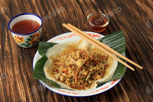Preview: Lumpia Basah Bandung, Popular Traditional Street Food