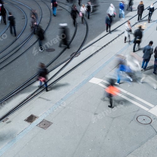 Preview: urban traffic concept - city street with a motion blurred crowd