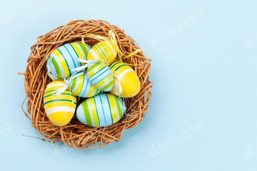 Preview: Easter greeting card with easter eggs