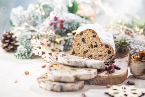 Preview: Traditional Christmas Stollen.
