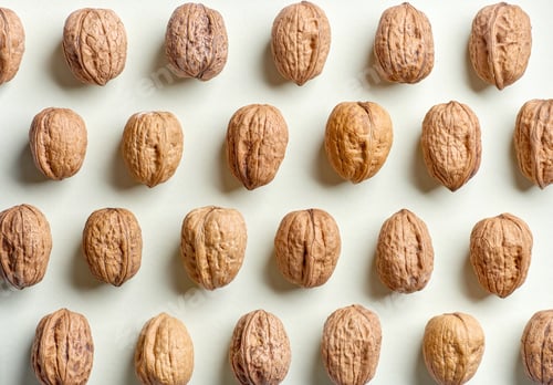 Preview: pattern of walnuts