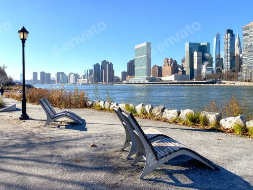 Preview: New York City skyline from riverside park.