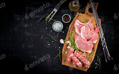 Preview: Different types of raw pork meat and chopped sausages