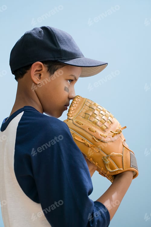 Preview: Boy in baseball clothing