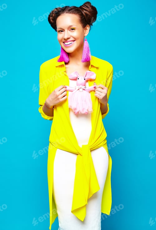Preview: Fashion girl in casual hipster summer clothes