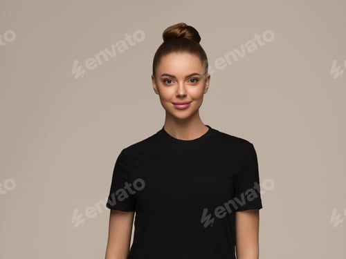 Preview: Woman Portrait Smiling Confidently in Black Shirt