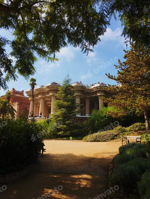 Preview: Park Guell in Barcelona