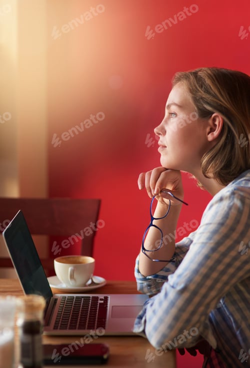 Preview: Thinking of a title for her new blog post