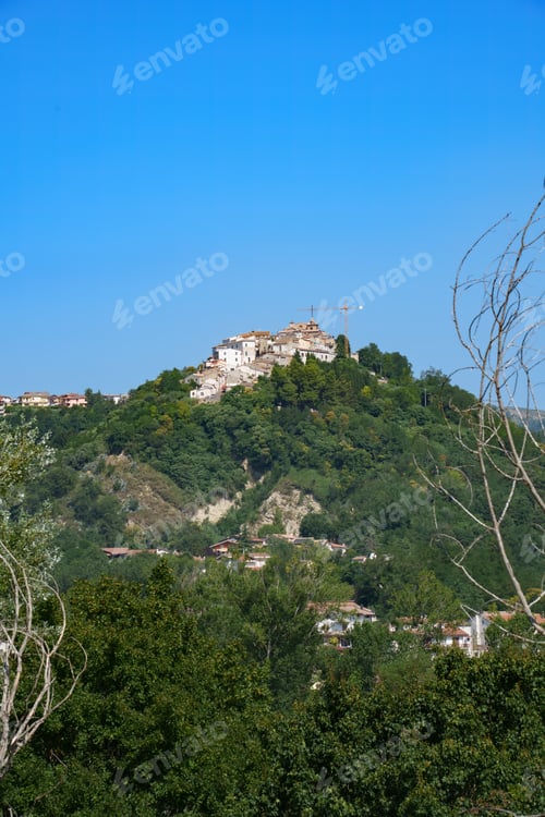 Preview: Country landscape in Abruzzo between Penne and Teramo at summer