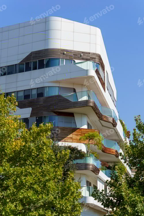 Preview: Milan, Italy: residential Hadid buildings modern Citylife park