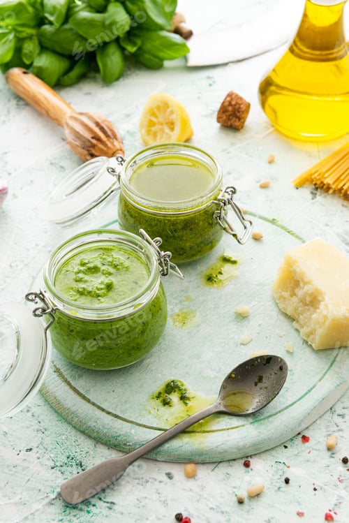 Preview: Italian Homemade Basil Pesto in Jar
