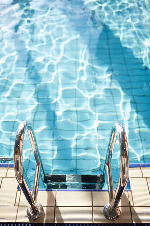 Preview: Swimming pool