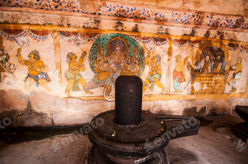 Preview: Ancient murals painting on the walls of the Brihadeeswarar temple