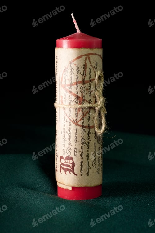 Vista previa: La vela mágica sobre un fondo de color