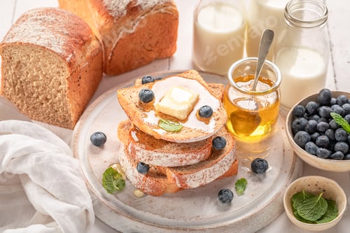 Preview: Sweet and tasty bread with honey and fresh berries.