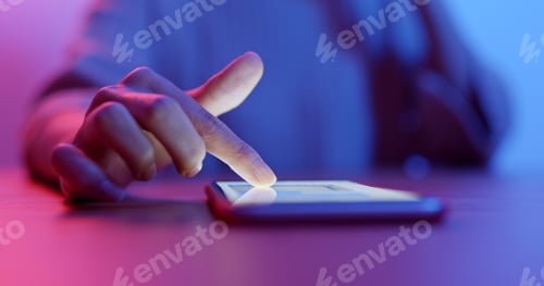 Preview: Woman use of cellphone