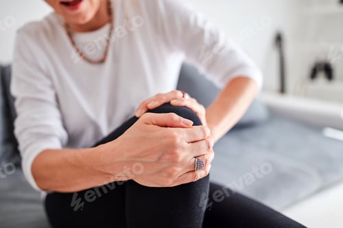 Preview: Physical Injury Of Leg / Knee / Joint At Home.