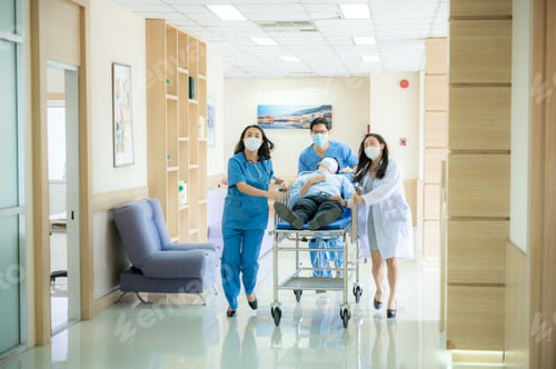 Preview: emergency patient concept, professional doctor working for help emergency patient at hospital