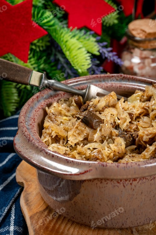 Preview: Lenten sauerkraut with mushrooms.