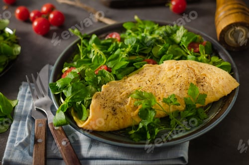 Preview: Egg omelette with salad