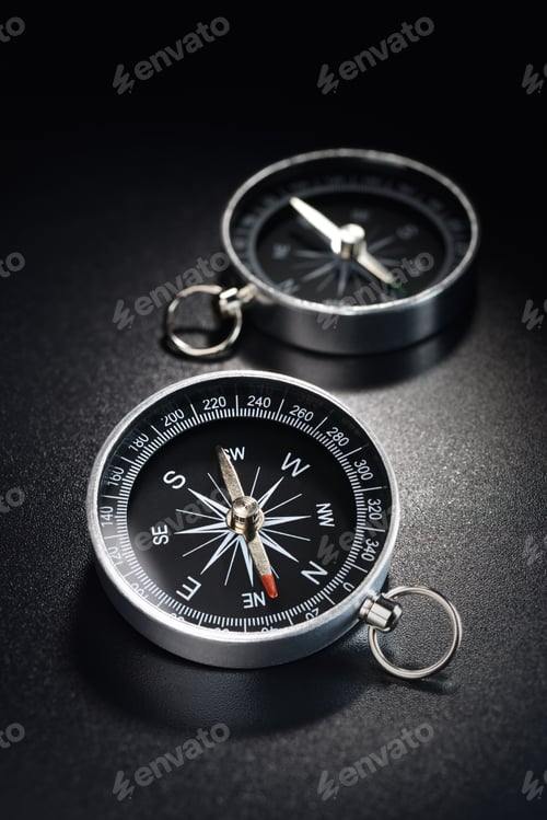 Preview: Metal compass