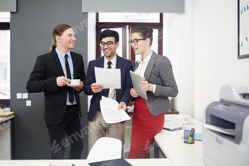 Preview: Friendly financiers
