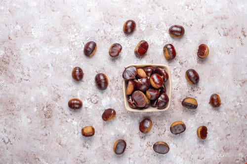 Preview: Fresh organic chestnuts.