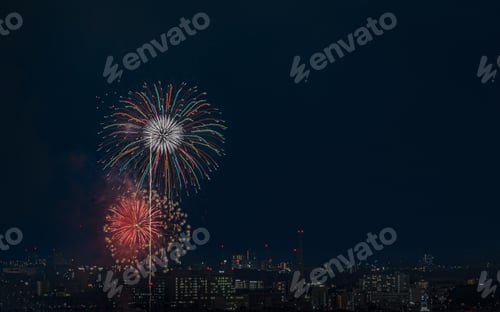Visualização: Exibição de fogos de artifício, Osaka, Japão