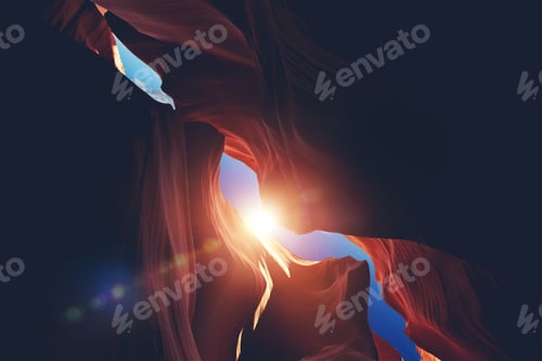 Preview: The Canyon Sunlight