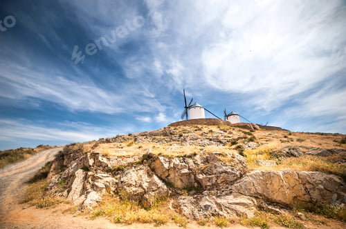 Preview: windmills in Consuegra