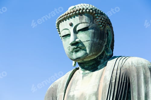 Preview: Buddha in Kamakura with sunny blue sky