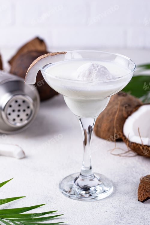 Preview: Coconut Margarita cocktail with ice cream