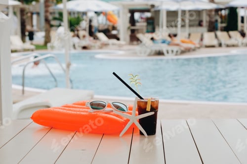 Preview: pool relaxation vacation cocktail